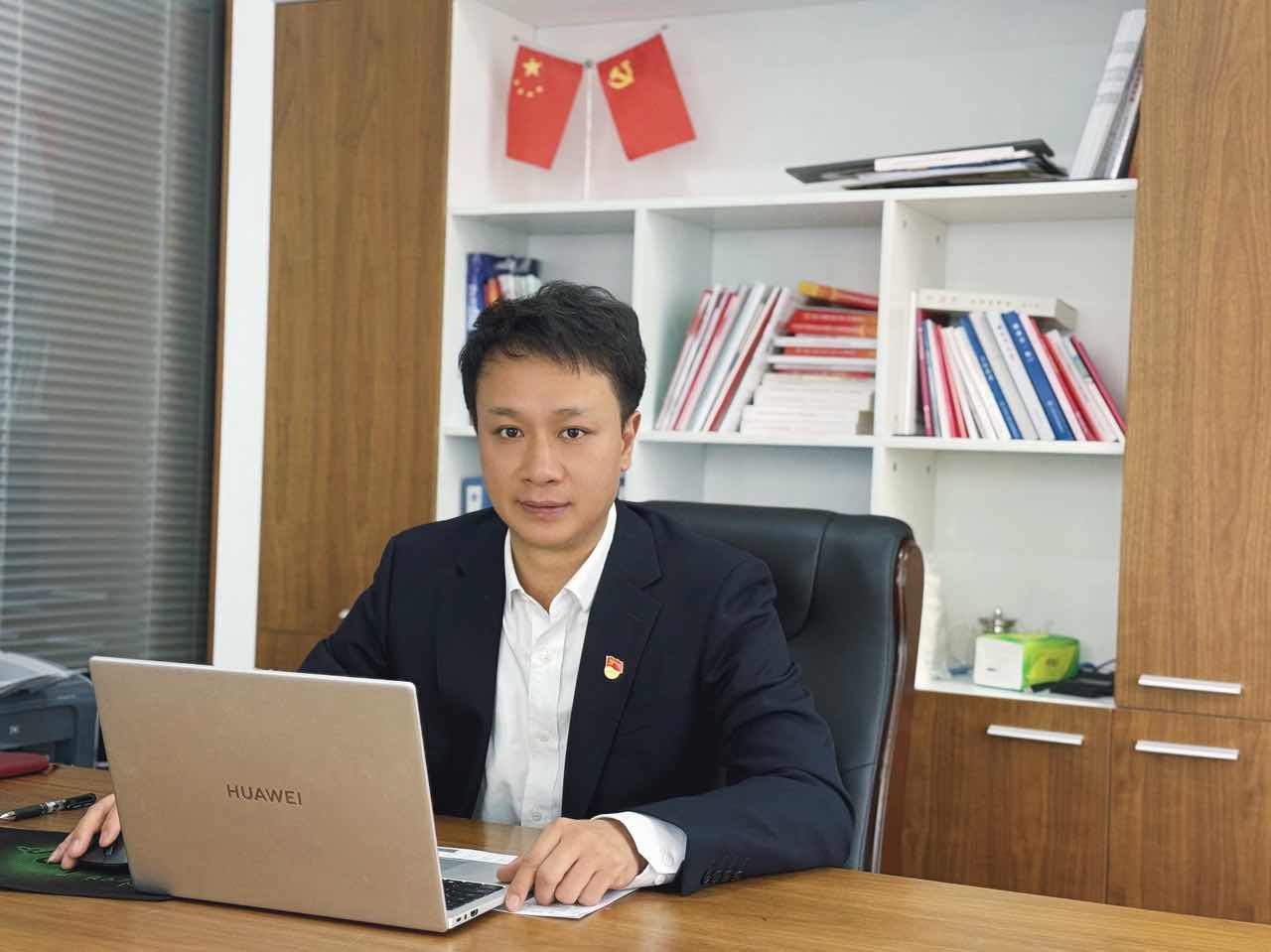 优德88官网网站二航局十大尖兵：曾敏